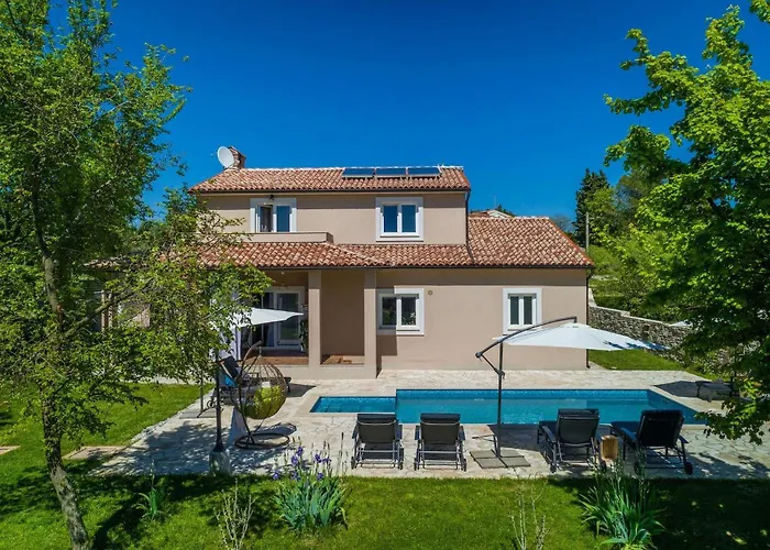 Дом отдыха Sofia *