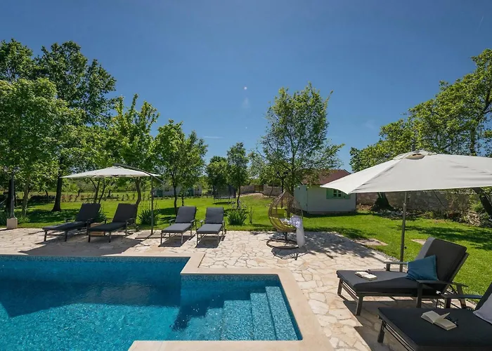 Sofia Дом отдыха *