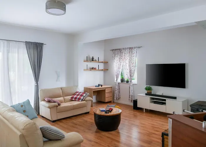 Sofia 別荘 プーラ